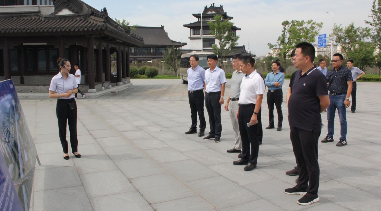 绿城中国副总裁郭晓明来淮考察